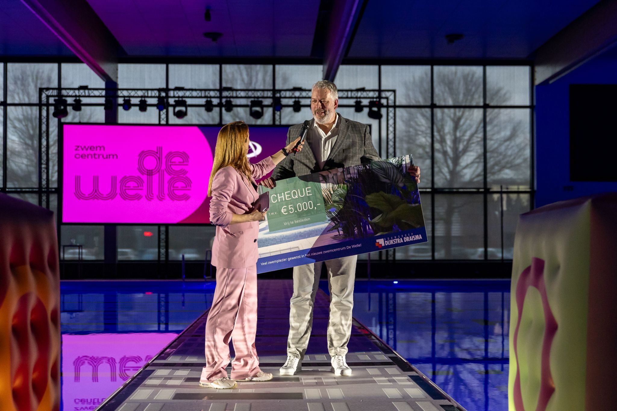 Możliwe są różne grupy docelowe, terapia, a nawet wydarzenia na naszym ruchomym dnie basenu